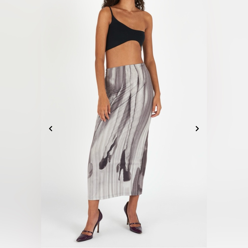 ELLISS Pinstripe Leg Ankle Skirt, size XL, Grey Colour